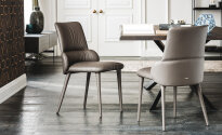 Ginger firmy Cattelan Italia - bardzo wygodne krzesło w całości tapicerowane skórą w wielu kolorach