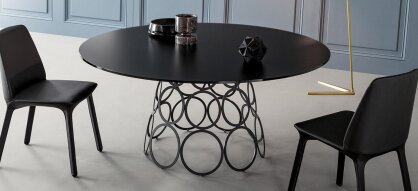 Hulahoop Bonaldo table from 2,190 euros
